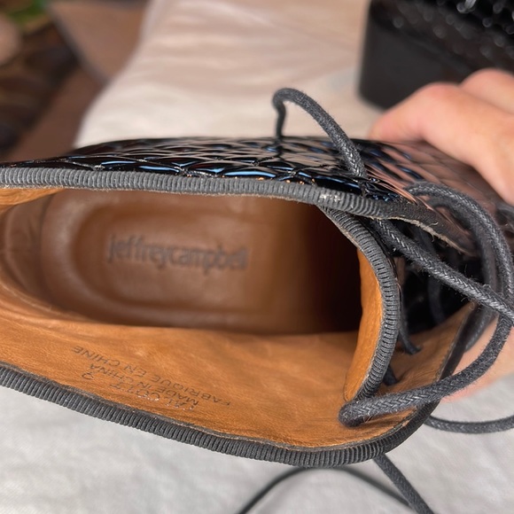 Jeffrey Campbell Talcott Patent Leather Booties size 9 - Picture 11 of 15